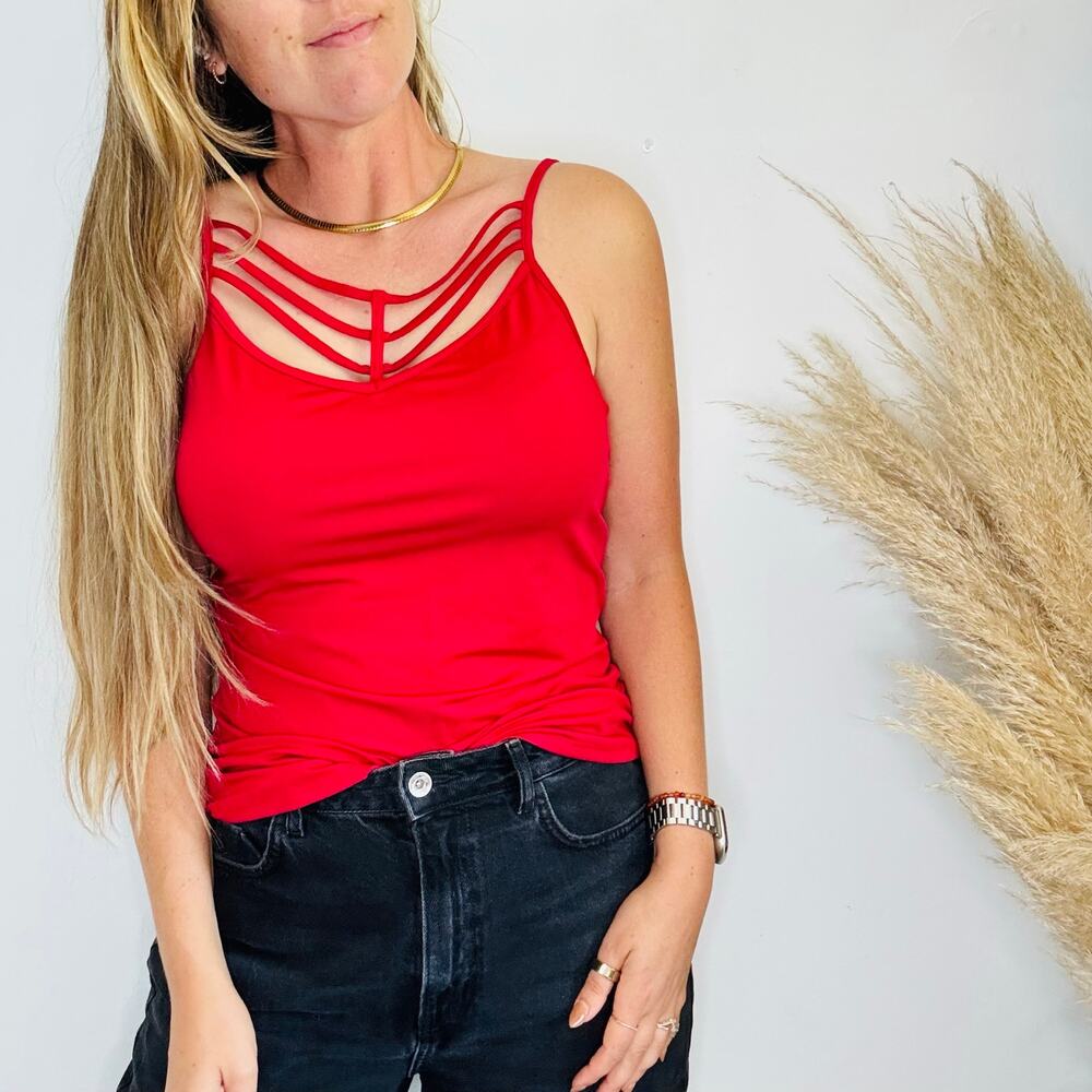 NEW VINTAGE THALIA Cherry Bold Red Strappy Cutout Front $68 Tank Top Blouse M